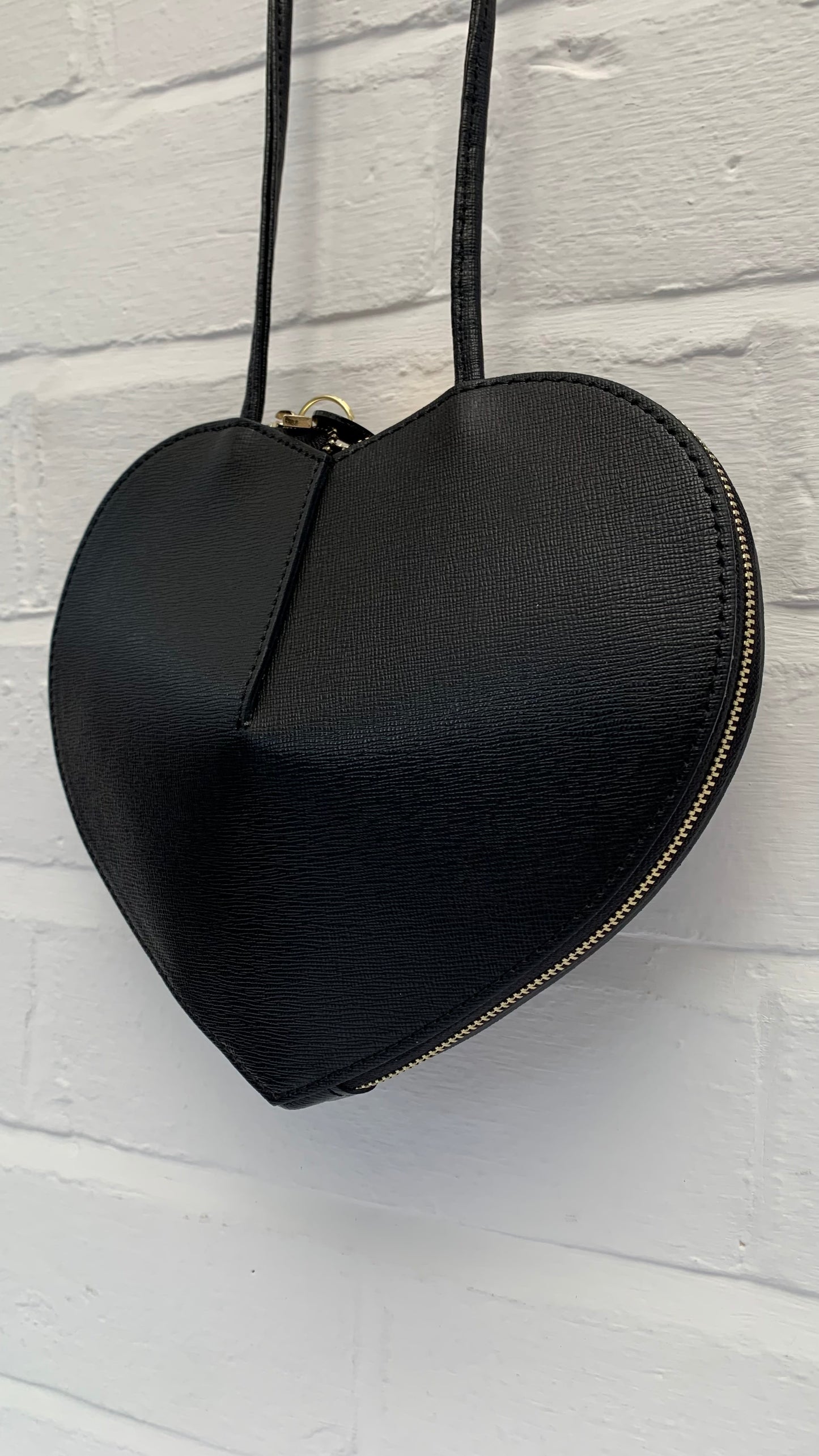 Black Love Heart Leather Bag - Amour