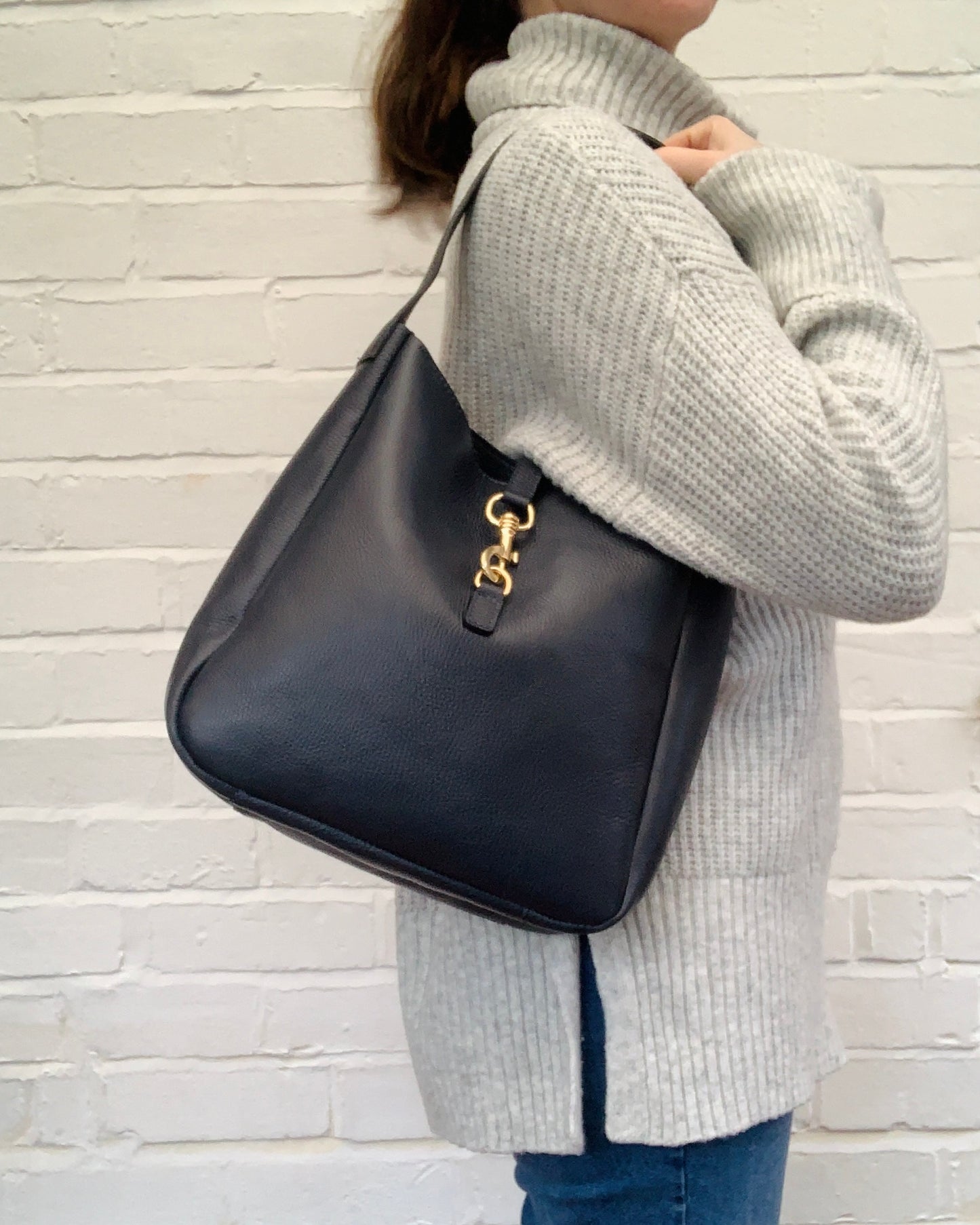 Navy Leather Shoulder Bag - Bodhi