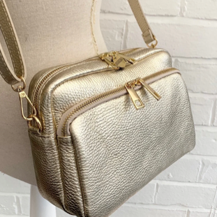 Gold Leather Bag With Large Front Pocket - Robin